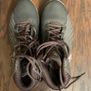 Under Armour Basketball Shoes